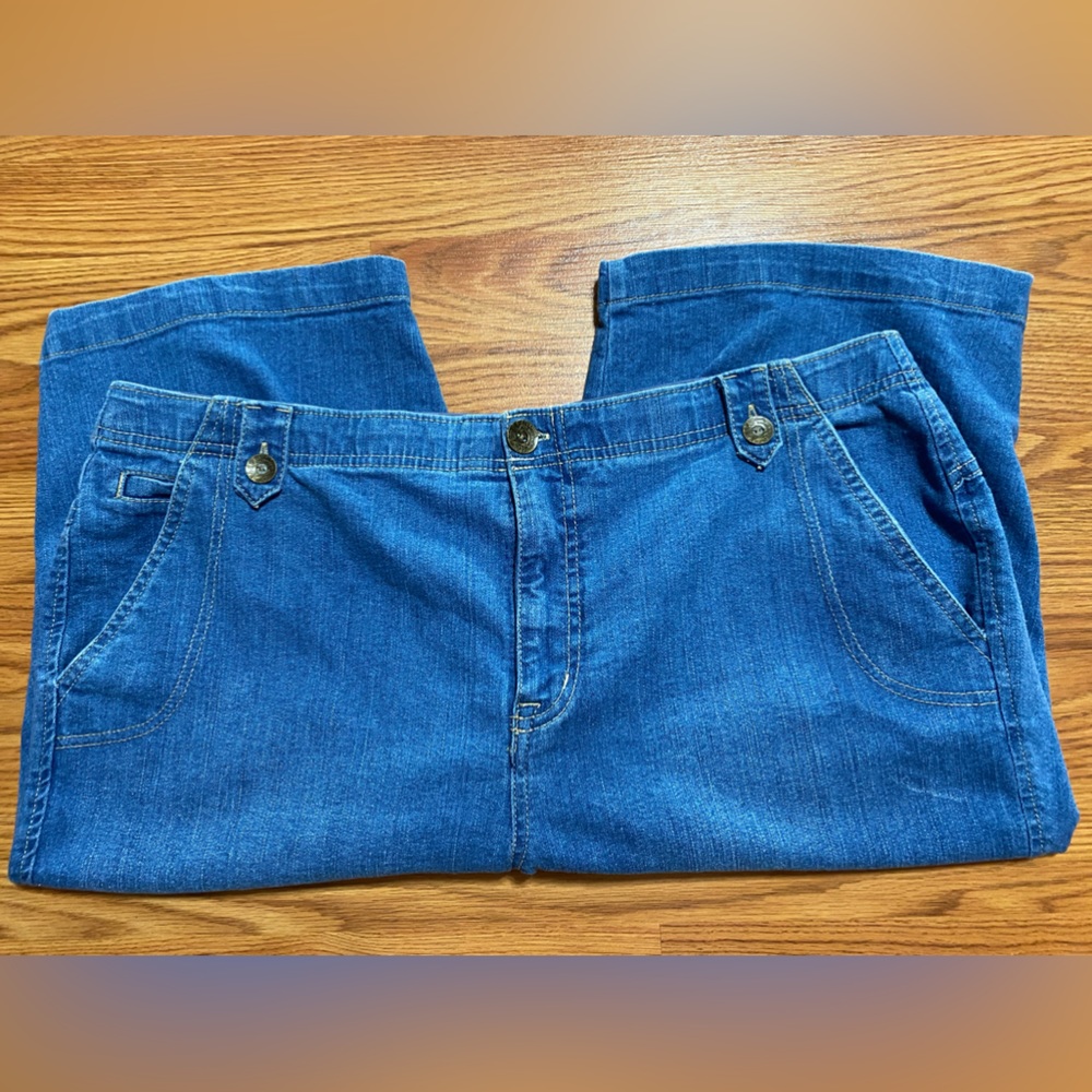 Gloria Vanderbilt Plus Size Denim Skimmer Capris
